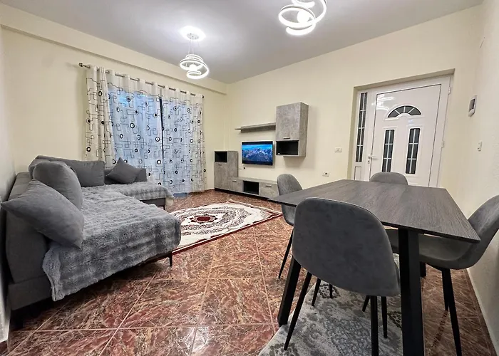 Mandi Apartamento Tirana