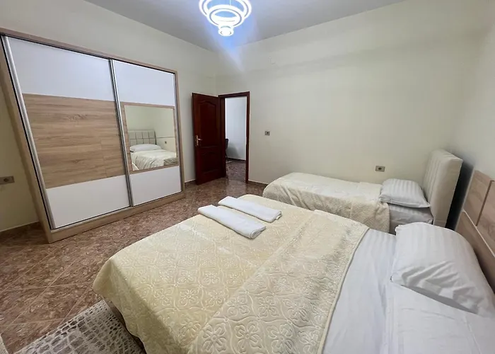 Mandi Apartamento Tirana