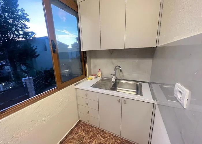 公寓 Mandi 地拉那