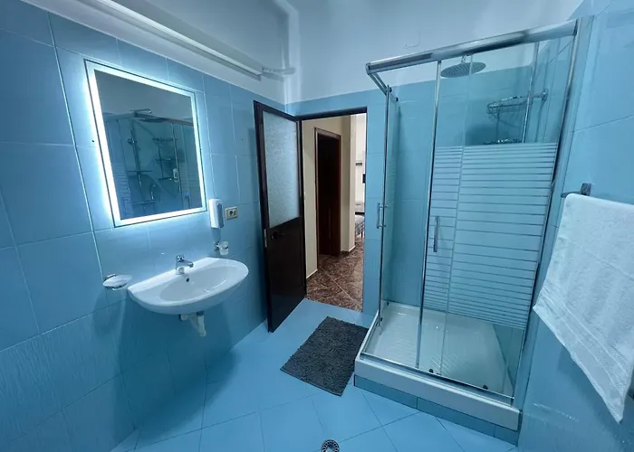 Mandi 公寓 地拉那